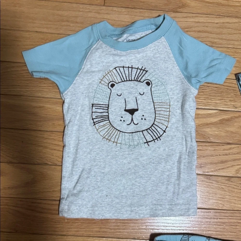 Kids Blue Lion Print Pajama Set